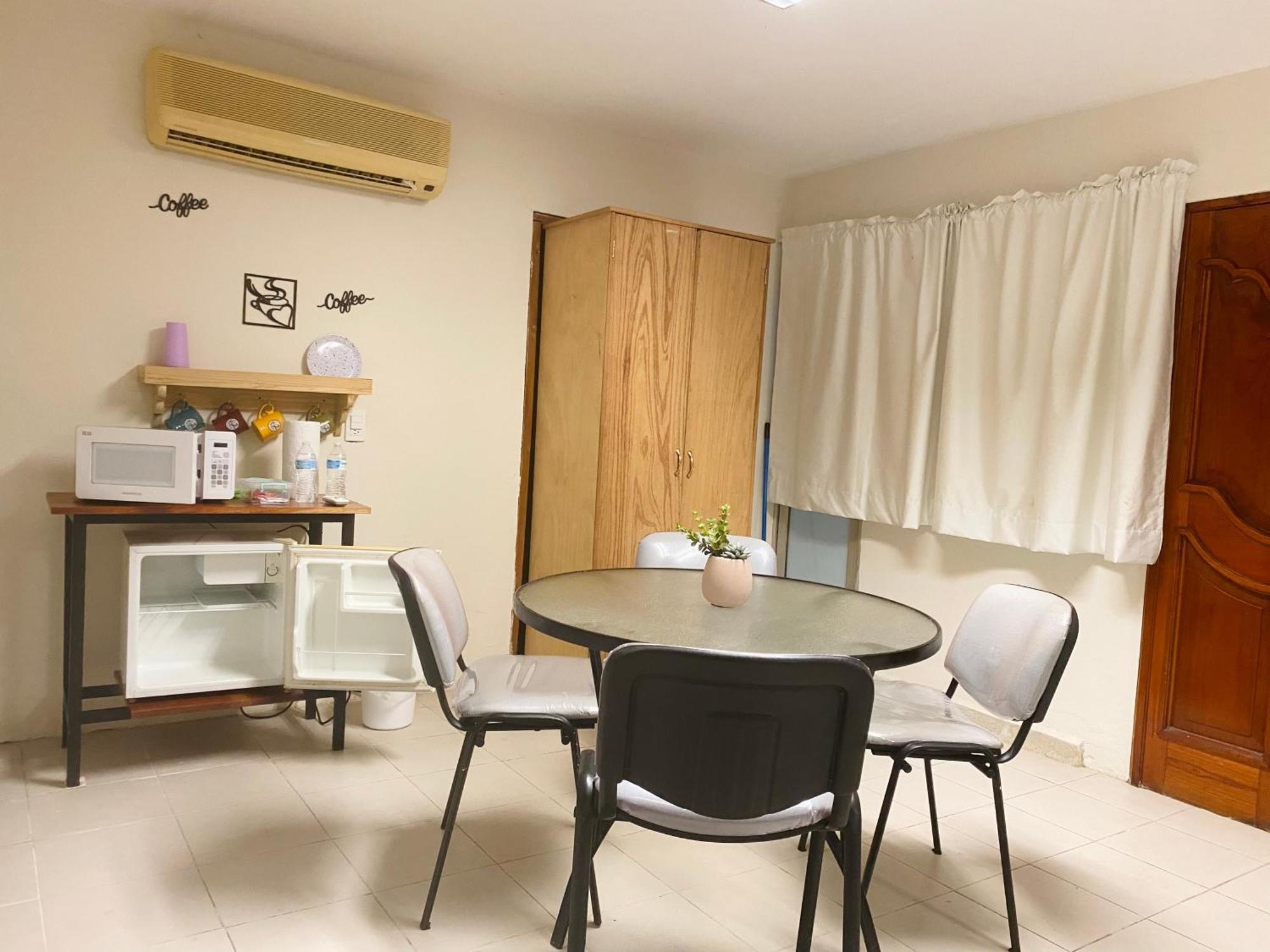 Hospedaje Aldana - Habitacion L E R D O En Zona Centro Tuxpan  Exterior foto